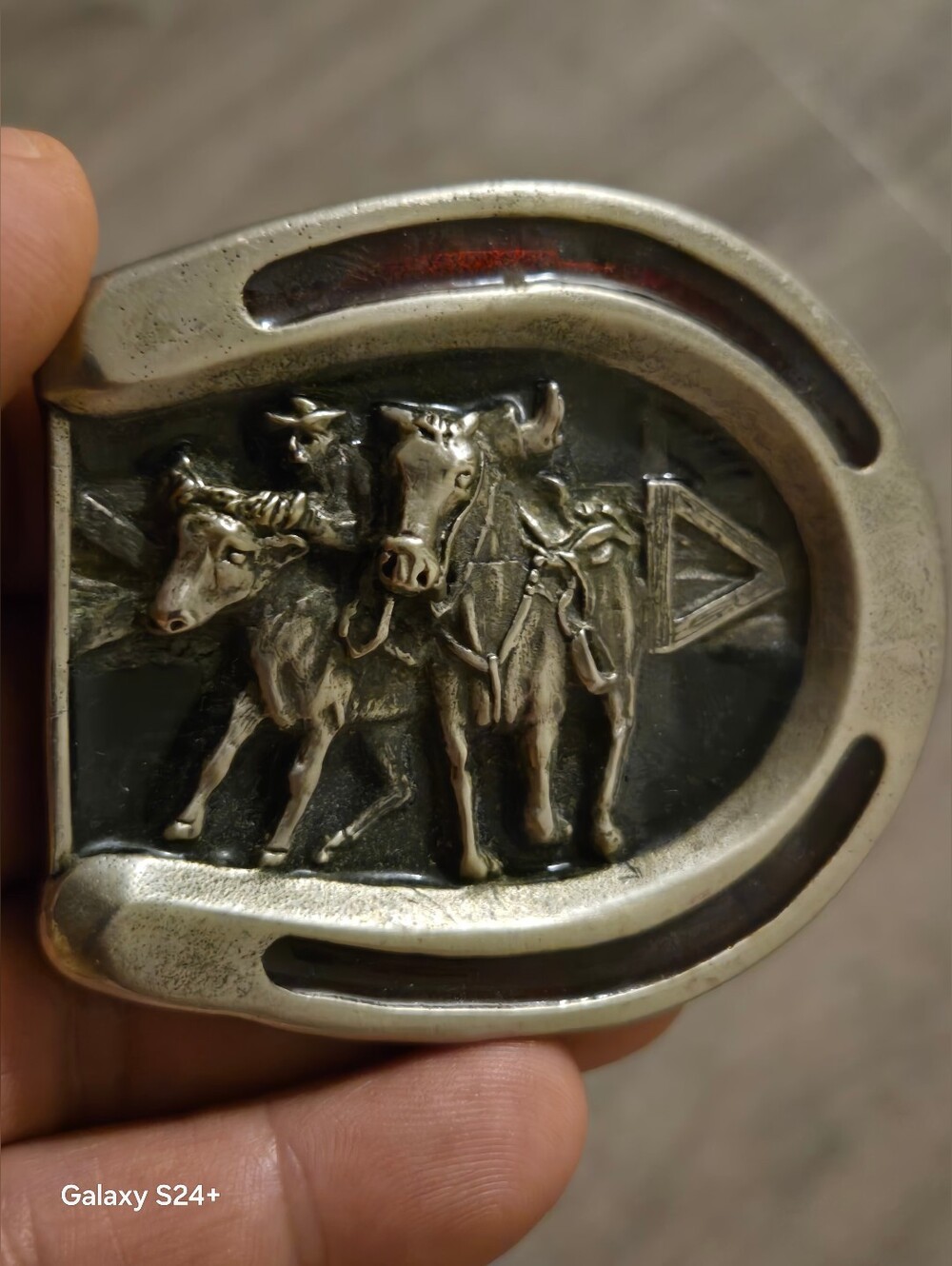 Gently used Bulldogging Rodeo Western Lucky Horseshoe Belt Buckle 